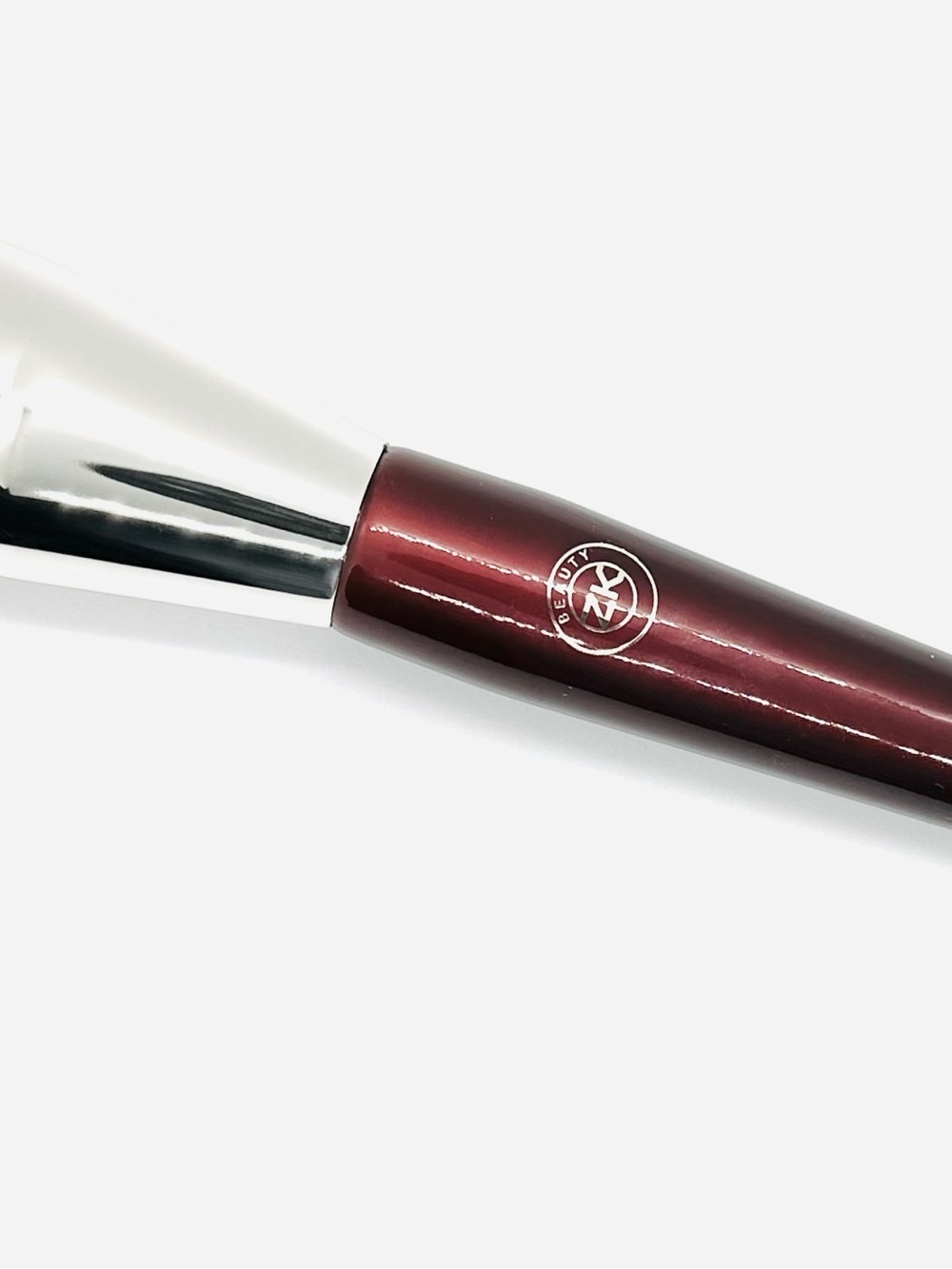 Maroon Powder Brush for Women - Designer Makeup Tool